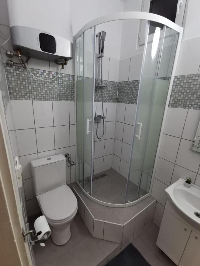 Silent Downtown Apartment Αράντ Εξωτερικό φωτογραφία