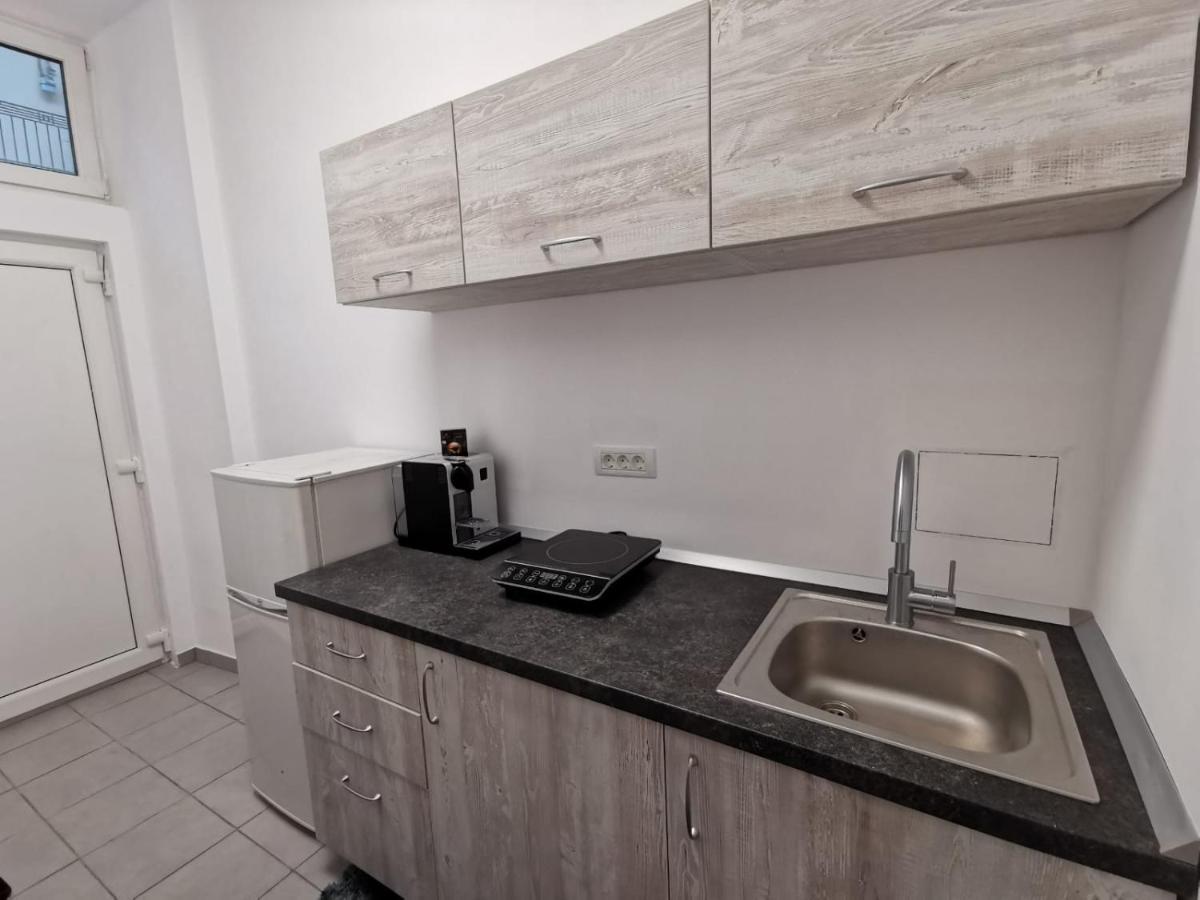 Silent Downtown Apartment Αράντ Εξωτερικό φωτογραφία
